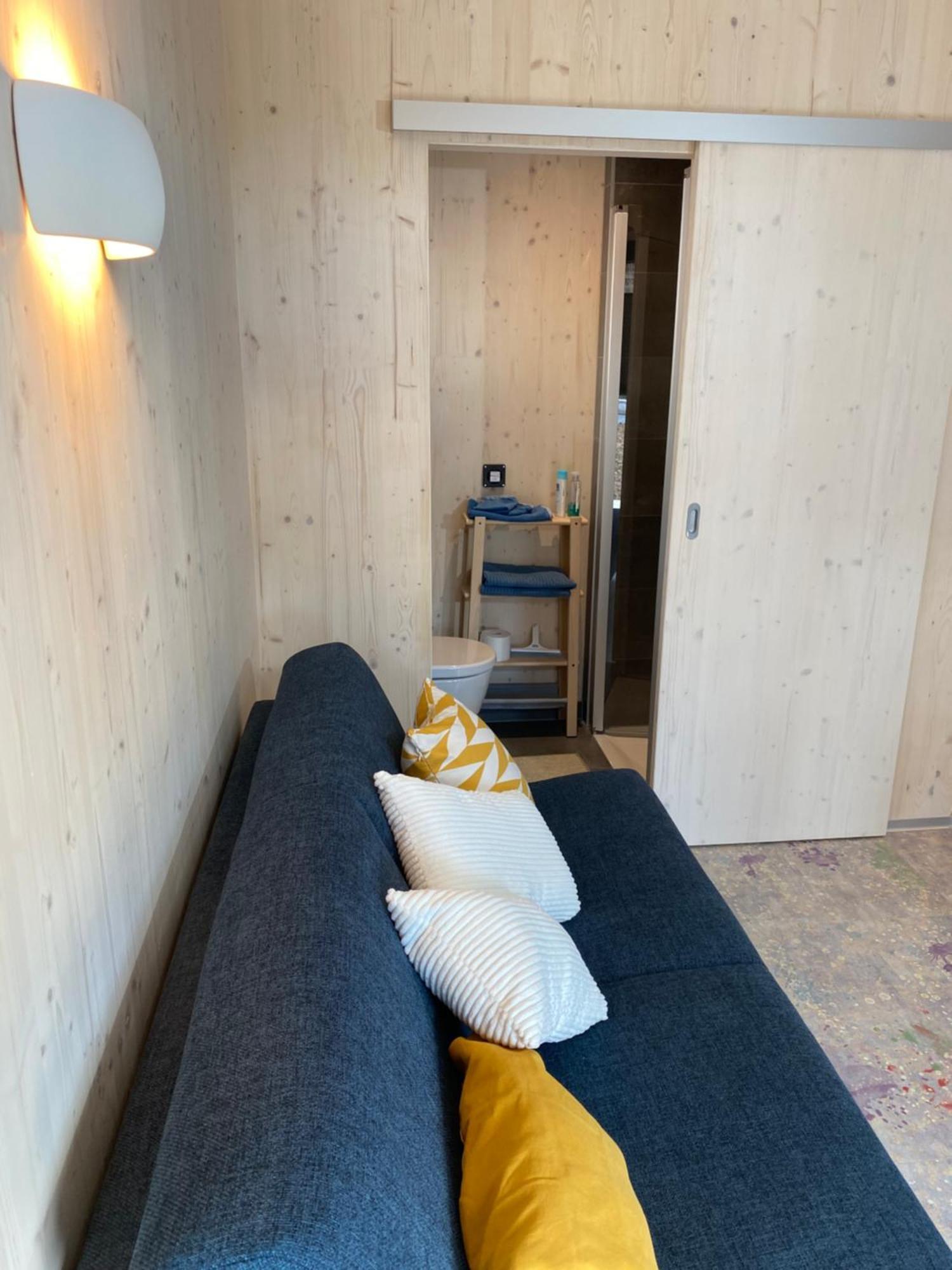 Auf Wolke 7 - Gaeste-Studio Im Mini House In Ch-4556 Aeschi So エクステリア 写真